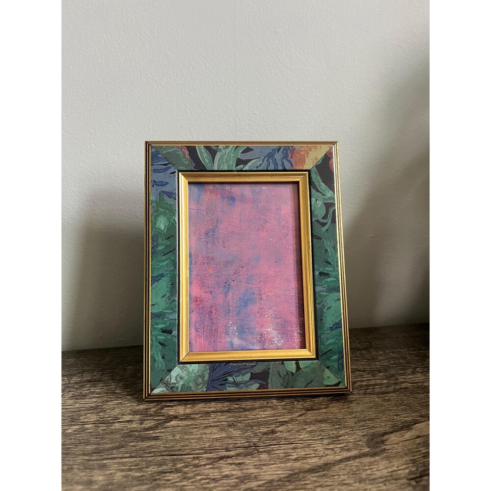Vintage 3.5” x 5” Multi-colored Green, Blue Frame